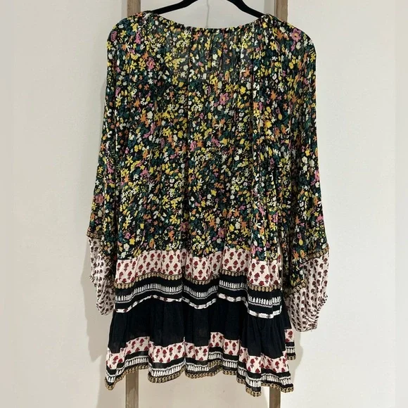 FREE PEOPLE Gardenia Tunic in Black Yellow Floral Sequin Oversized Size Small - Picture 4 of 10